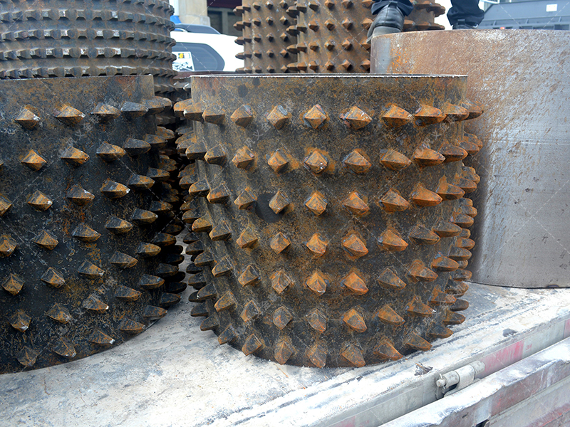 双齿辊破碎机核心解密：齿形、转速、间隙，如何协同决定破碎效果？